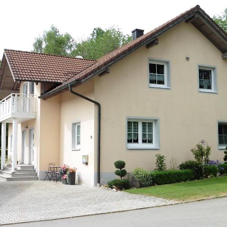 Ferienwohnung Pietzavka Wiesenfelden 外观 照片